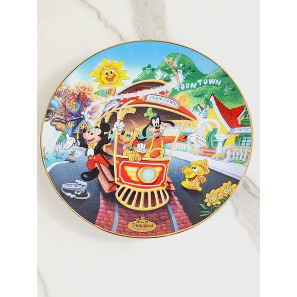 Disneyland Mickey's Toontown 8" Plate Wall Decor 40th Anniversary 1996 Porcelain - Picture 11 of 14